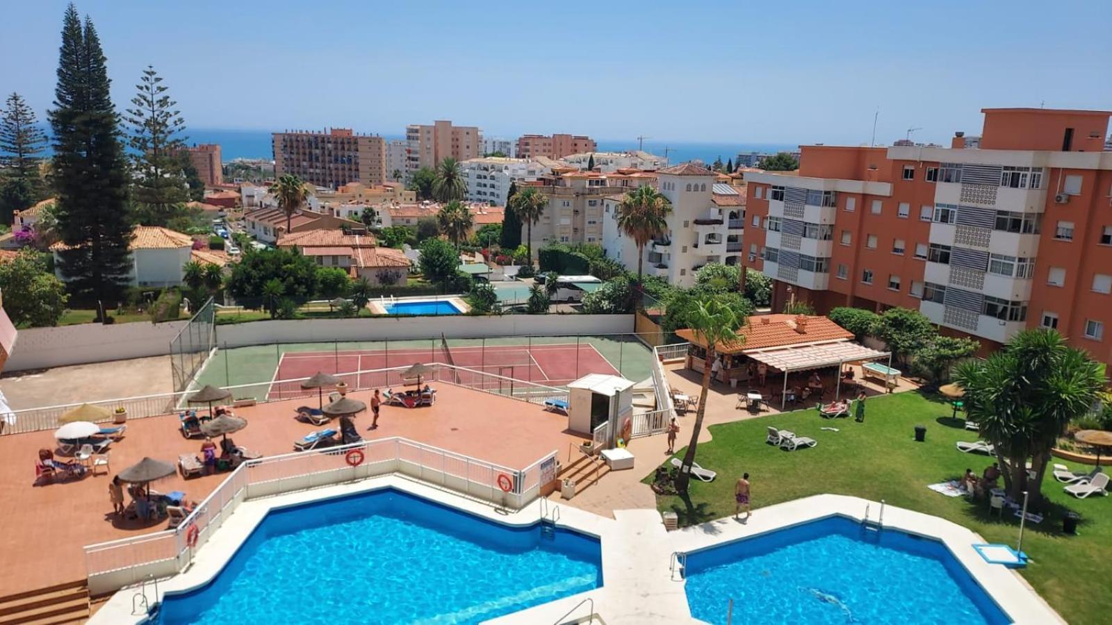 Enjoying Together Torremolinos Dış mekan fotoğraf